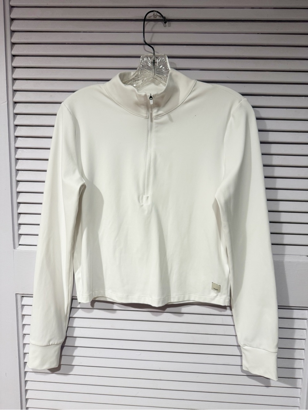 Vuori Women’s studio  Half-Zip White  Active Pullover Size medium